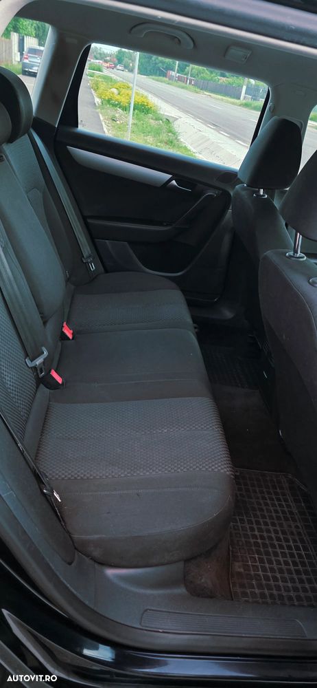 Volkswagen Passat 2.0 Blue TDI SCR Comfortline - 3