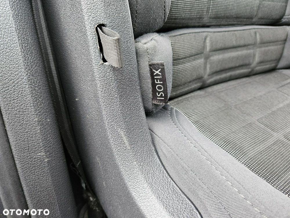 Volkswagen Touran - 18