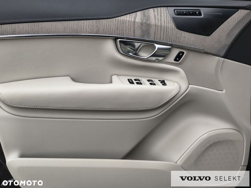 Volvo XC 90 - 12