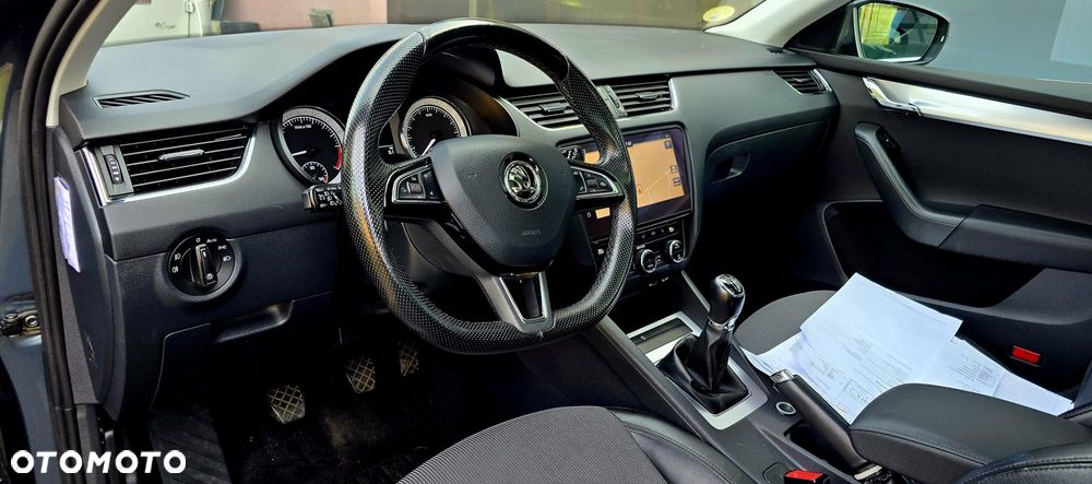Skoda Octavia 1.6 TDI Premium Edition - 25