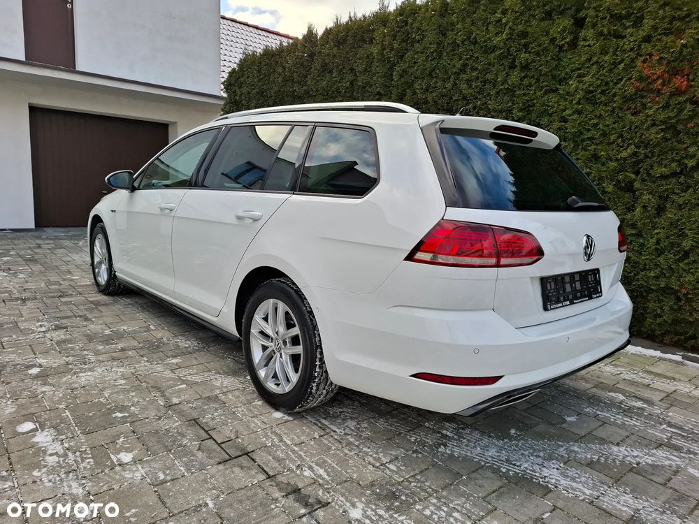 Volkswagen Golf - 20
