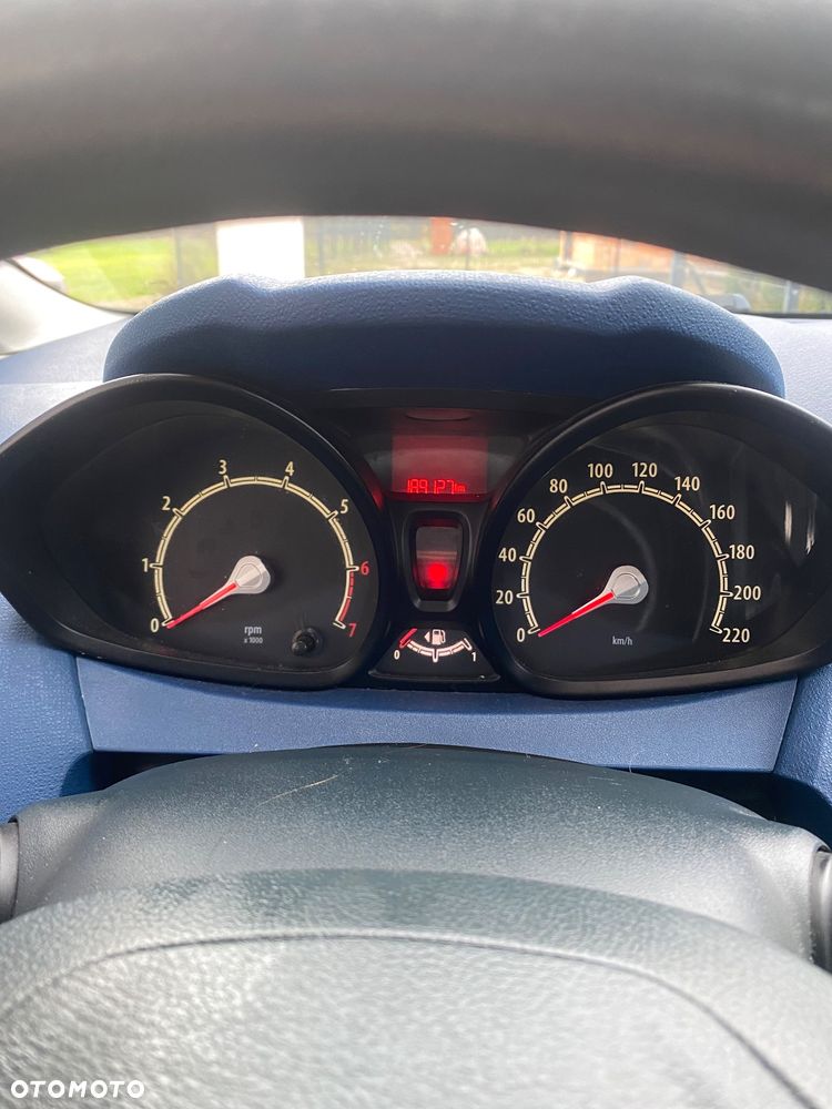 Ford Fiesta 1.25 Trend - 8