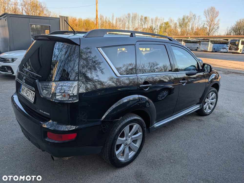 Mitsubishi Outlander 2.0 Invite 2WD - 6