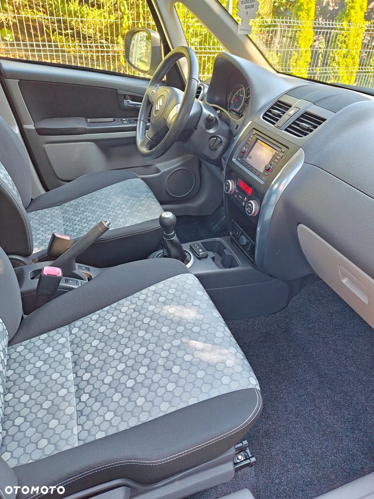 Suzuki SX4 Classic 1.6 VVT 4x2 Style - 10