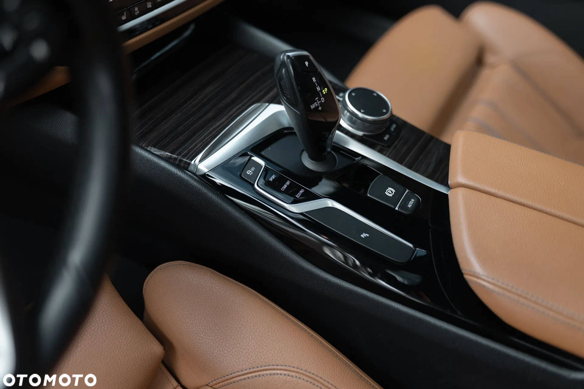 BMW Seria 5 540i GPF Sport Line sport - 15