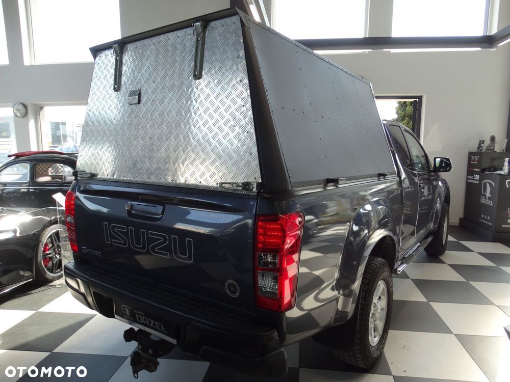 Isuzu D-Max - 6