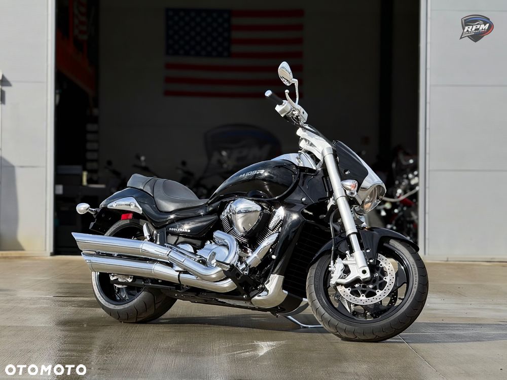Suzuki Boulevard - 3