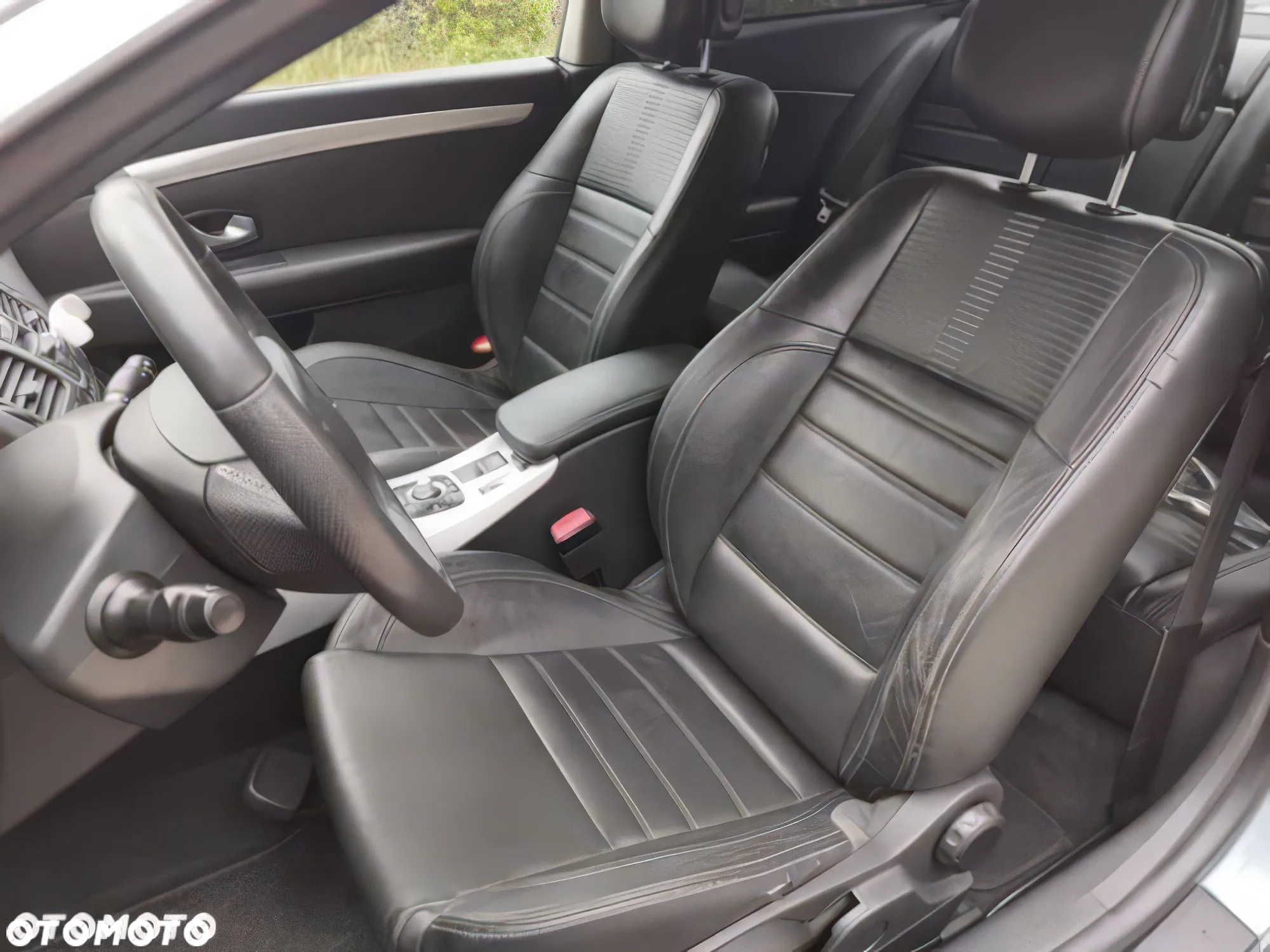 Renault Laguna 2.0 dCi GT - 7
