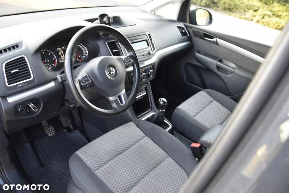 Volkswagen Sharan - 20