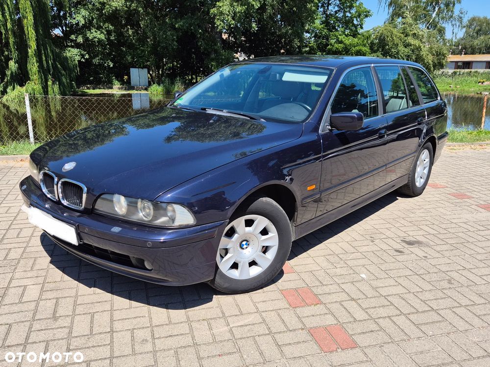 BMW Seria 5 520i - 3
