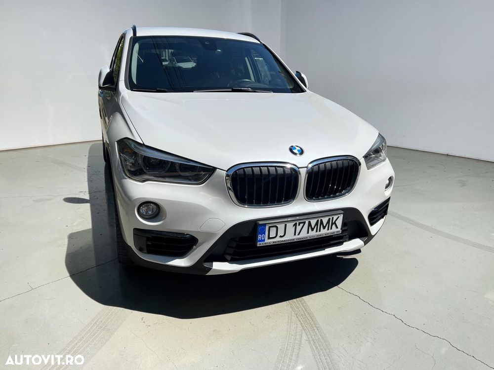 BMW X1 xDrive20d Aut. Sport Line - 1