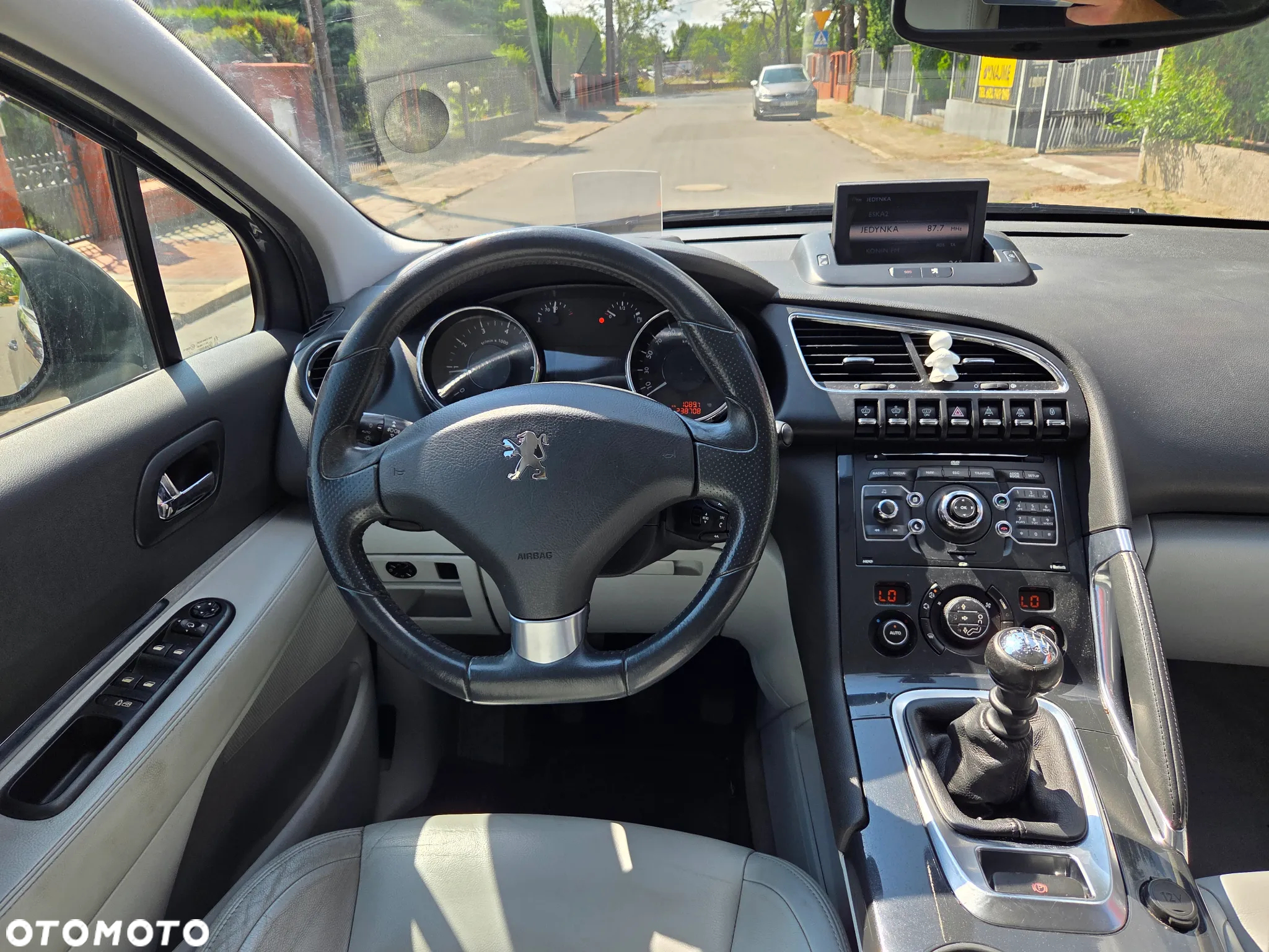 Peugeot 3008 1.6 Premium+ - 19