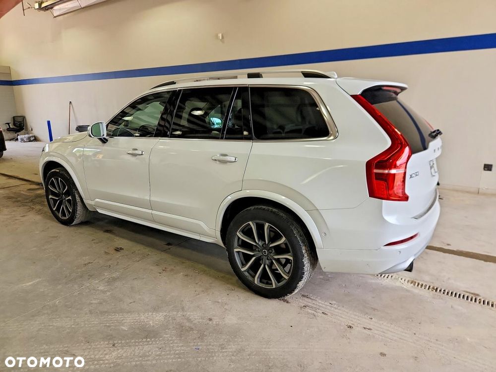 Volvo XC 90 T5 AWD Geartronic Momentum - 3