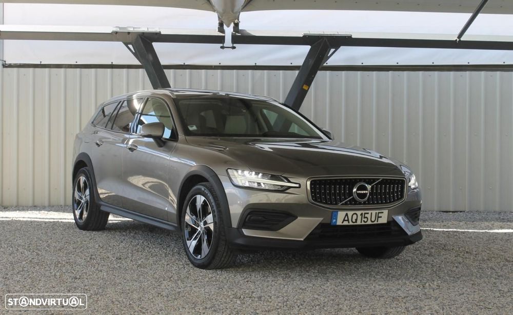 Volvo V60 Cross Country 2.0 B4 Geartronic - 2
