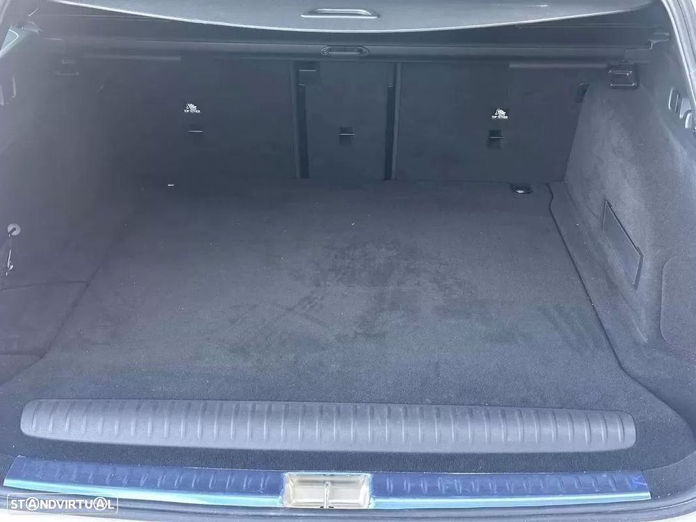 Mercedes-Benz E 300 de - 32