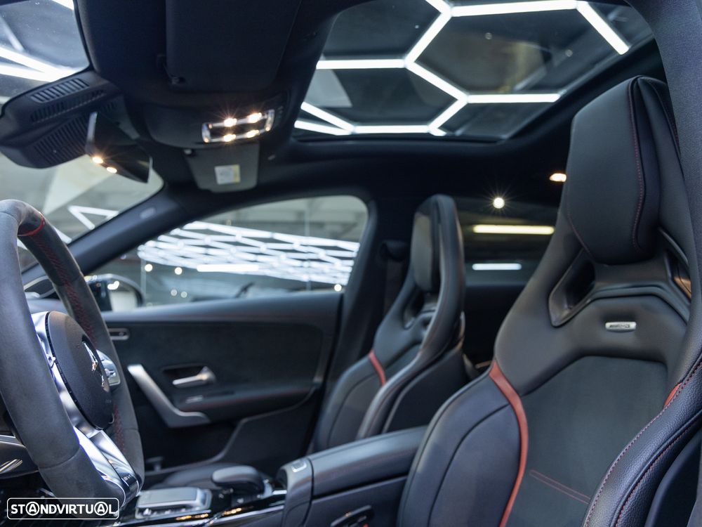 Mercedes-Benz CLA 45 AMG S 4Matic+ Speedshift 8G-D - 9