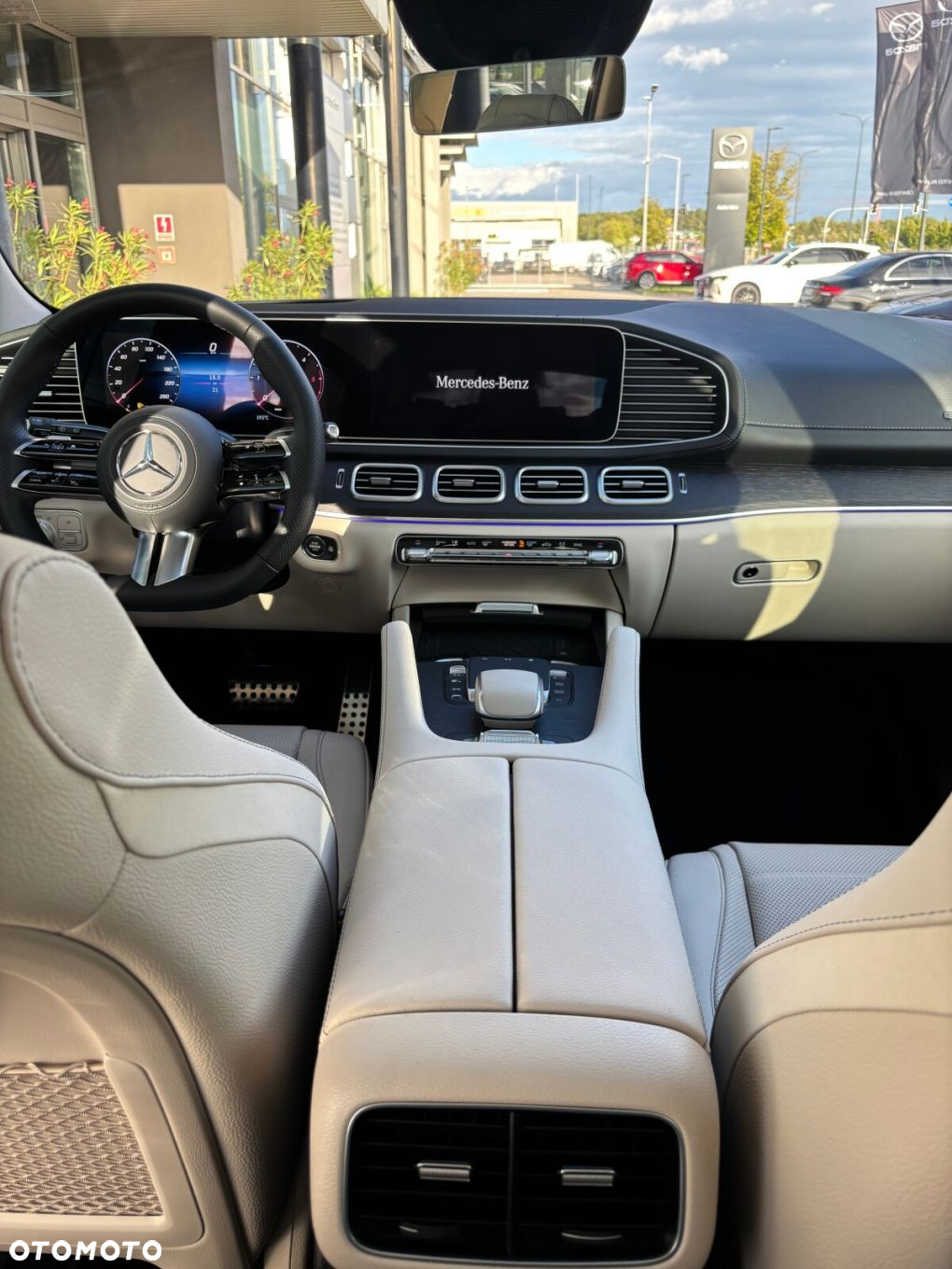 Mercedes-Benz GLS - 13
