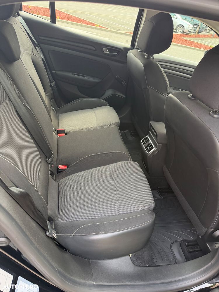 Renault Megane 1.5 dCi Expression - 13