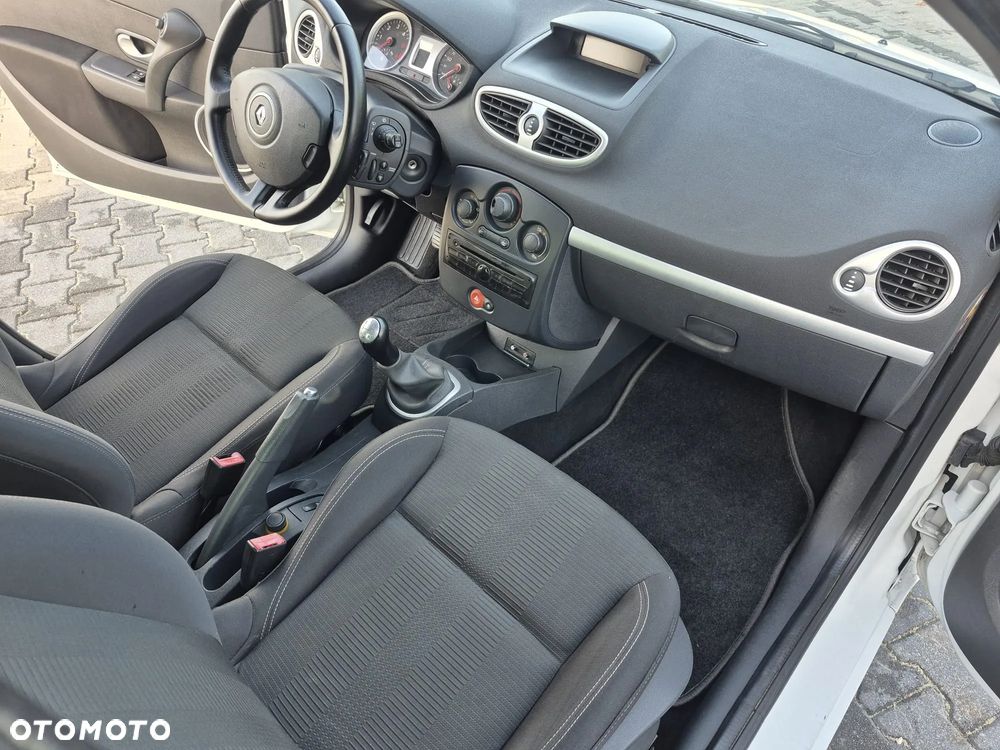 Renault Clio 1.5 dCi Dynamique - 15