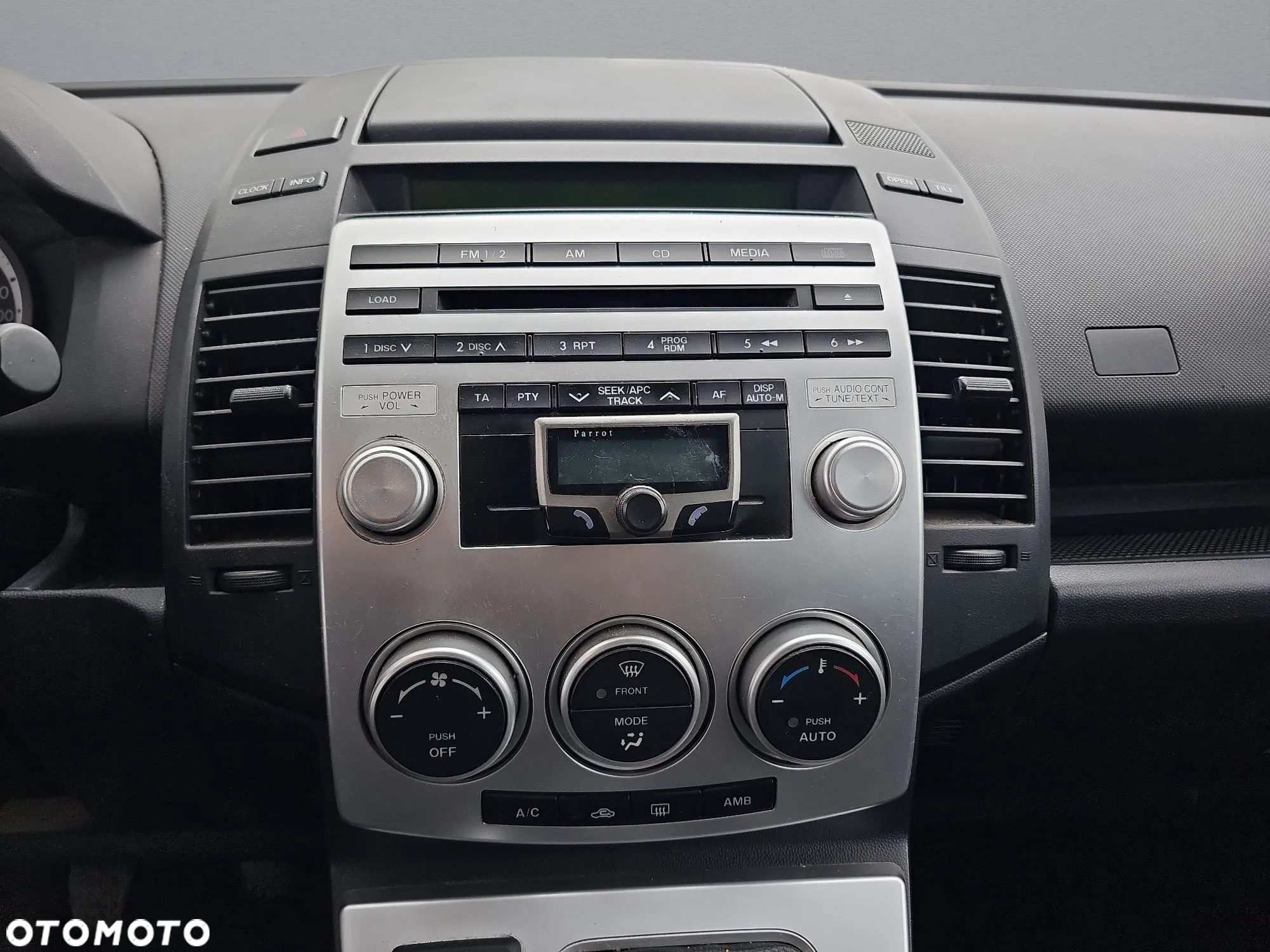 Mazda 5 2.0 Exclusive - 26