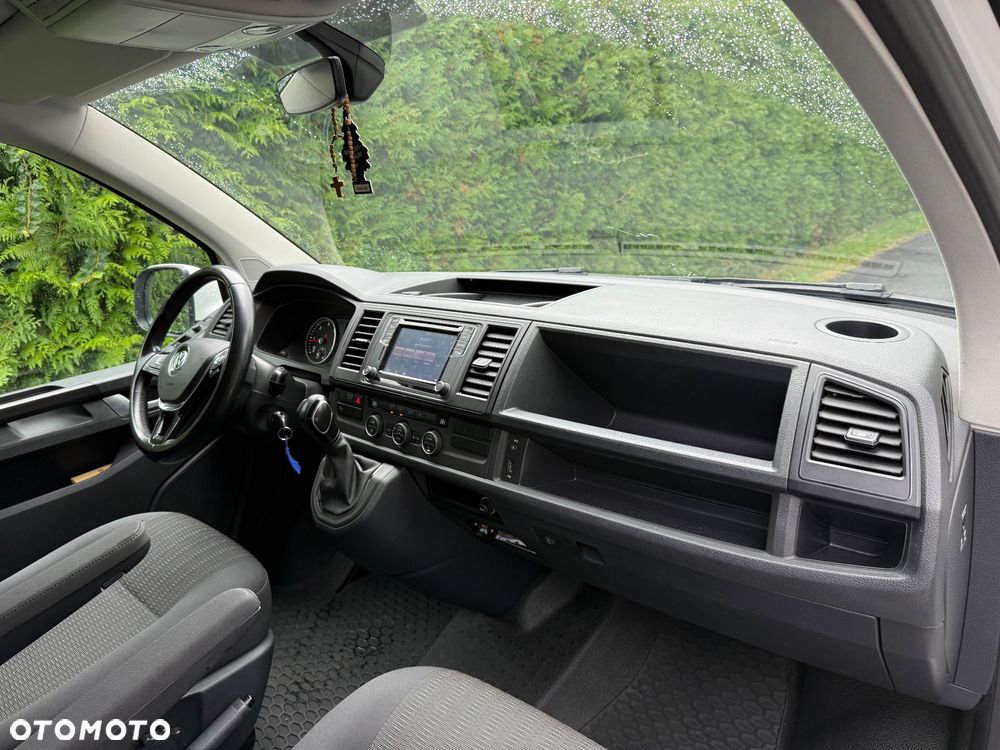 Volkswagen Caravelle 2.0 TDI L1 Comfortline DSG - 21