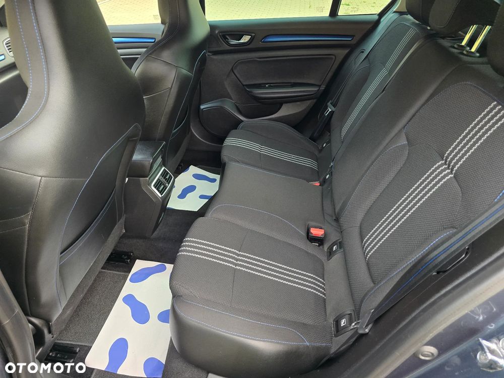 Renault Megane - 24