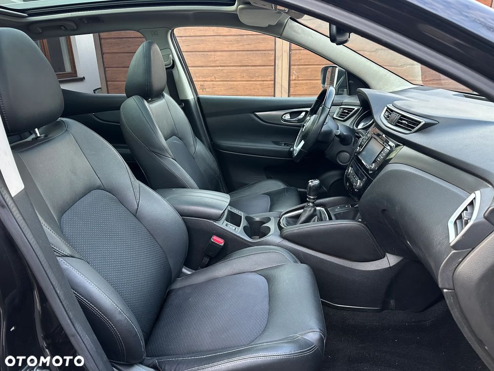 Nissan Qashqai 1.6 DIG-T Tekna+ - 17