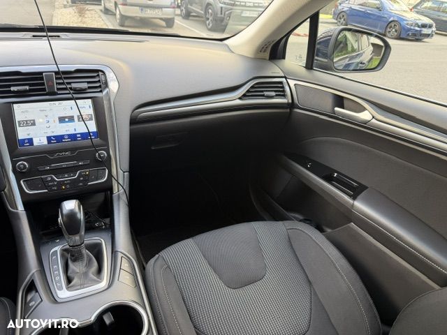 Ford Mondeo - 12