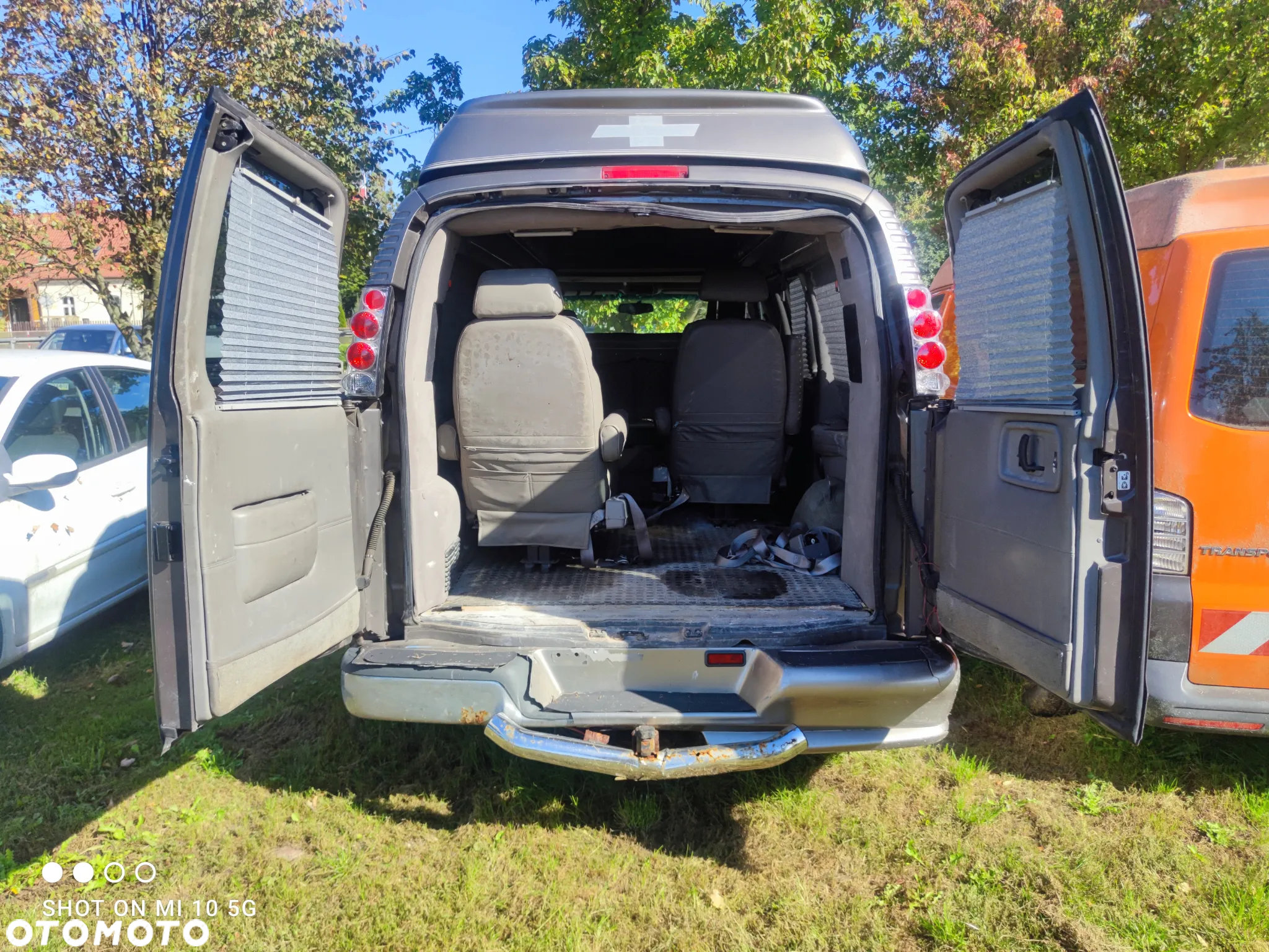 Chevrolet Express - 9