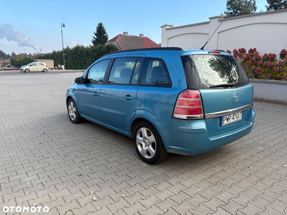Opel Zafira - 3
