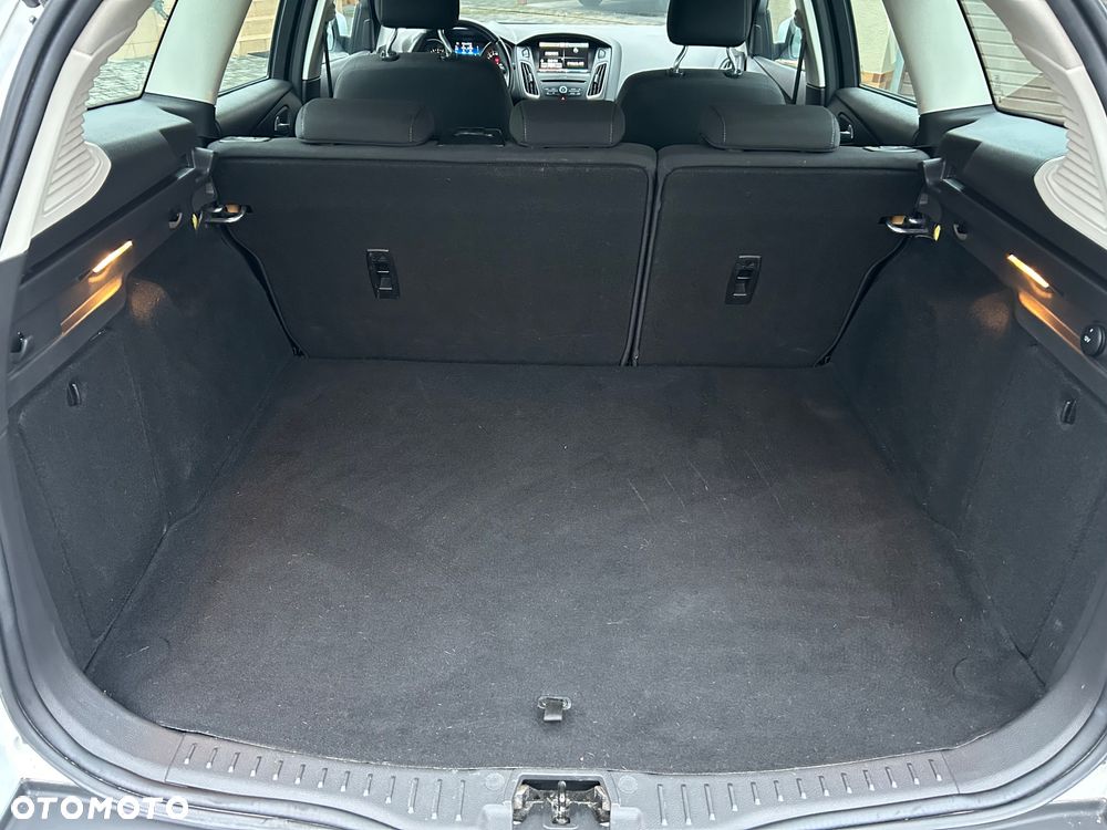 Ford Focus 1.5 TDCi DPF Start-Stopp-System Business - 14