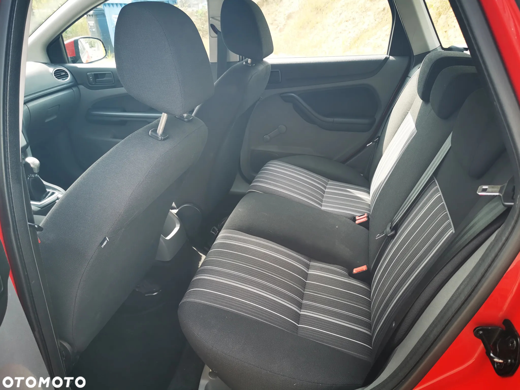 Ford Focus 1.8 TDCi Ambiente - 14