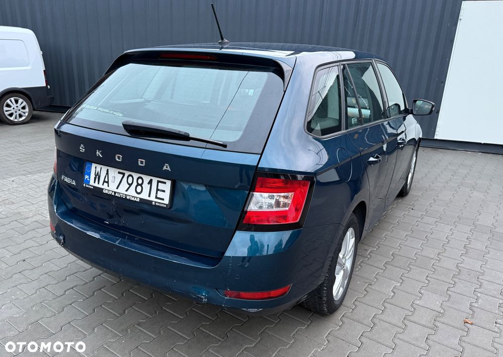 Skoda Fabia 1.0 Ambition - 4