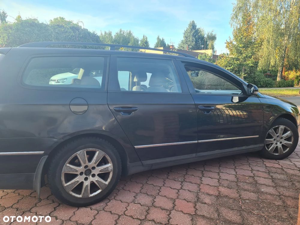 Volkswagen Passat 2.0 TDI Comfortline DSG - 6