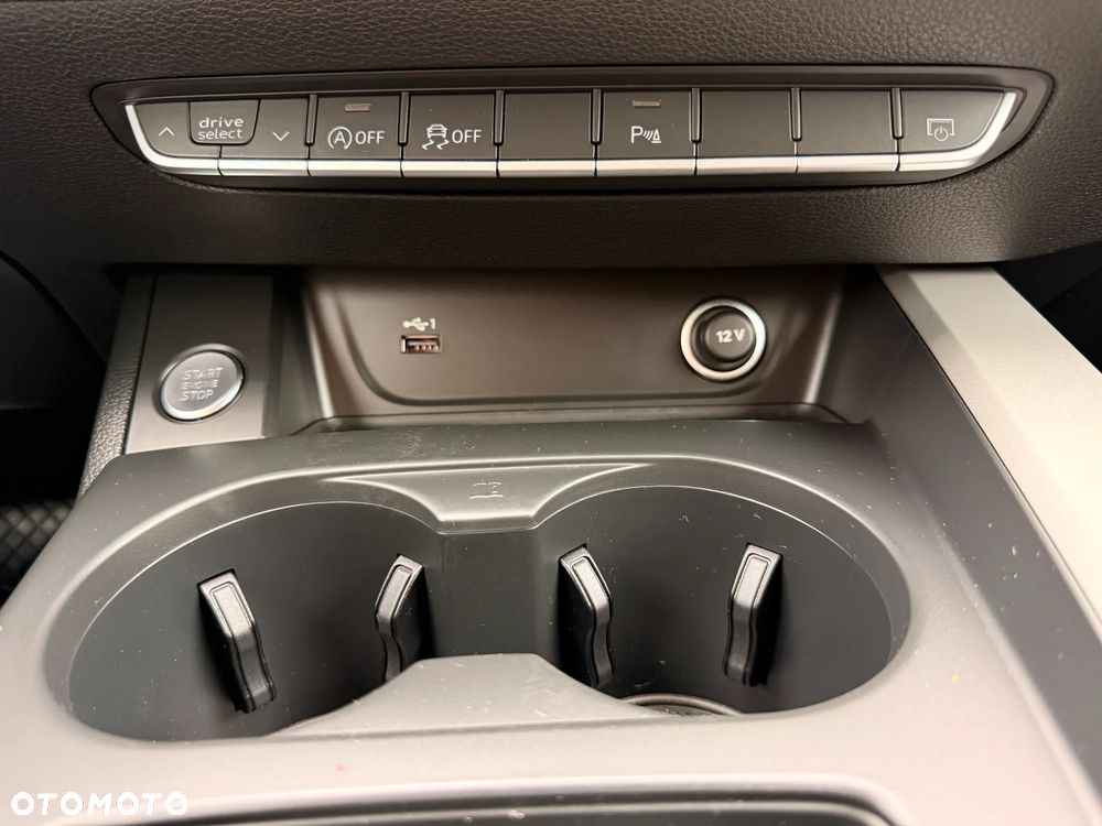Audi A4 Avant 35 TDI S tronic - 24