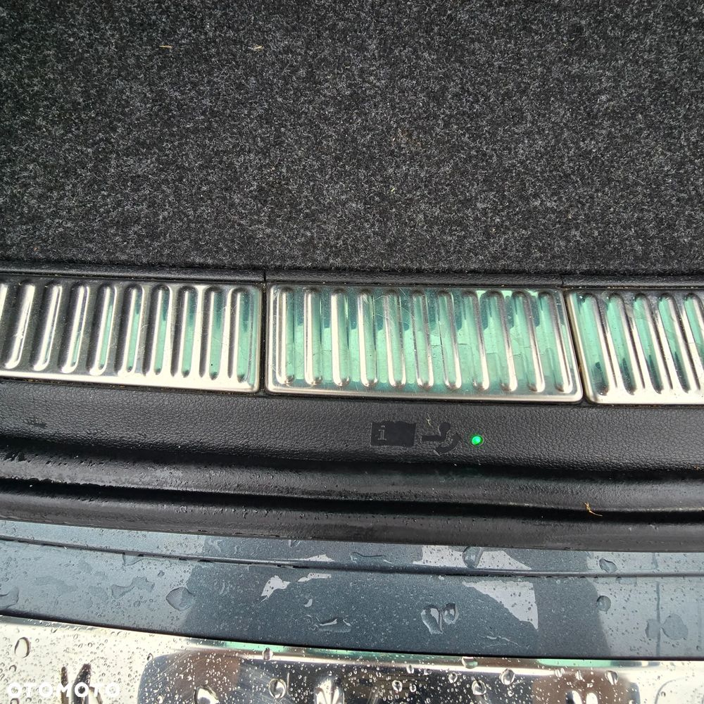 Skoda Superb 2.0 TDI SCR Style DSG - 20