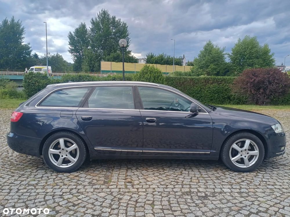 Audi A6 Avant - 11
