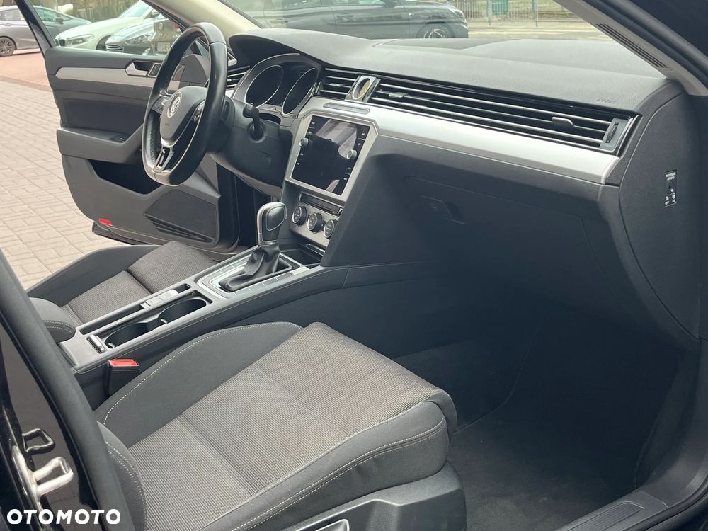 Volkswagen Passat 1.8 TSI BMT Comfortline DSG - 19