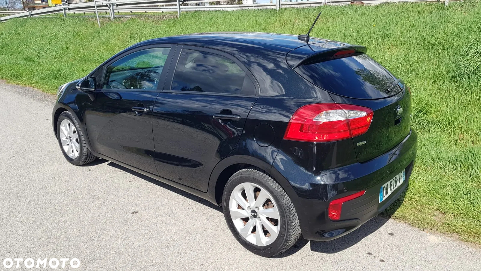 Kia Rio - 3