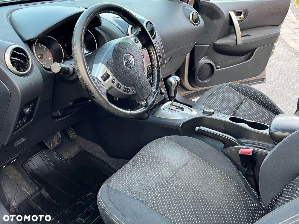 Nissan Qashqai+2 - 8