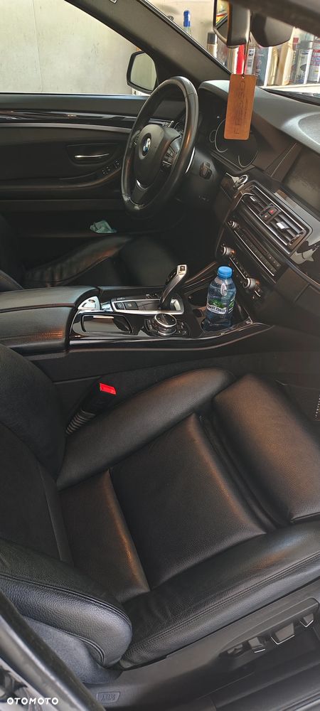 BMW Seria 5 520d Luxury Line - 17