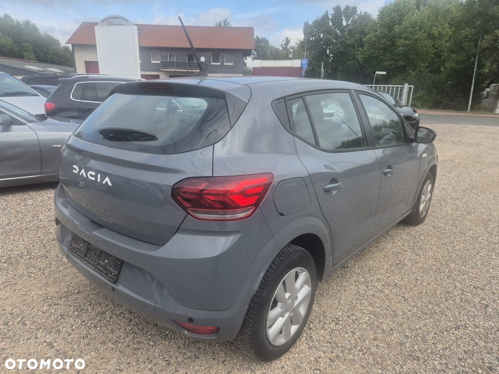 Dacia Sandero TCe 90 Essential - 7