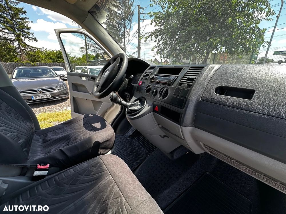 Volkswagen Transporter T5 1.9tdi - 11