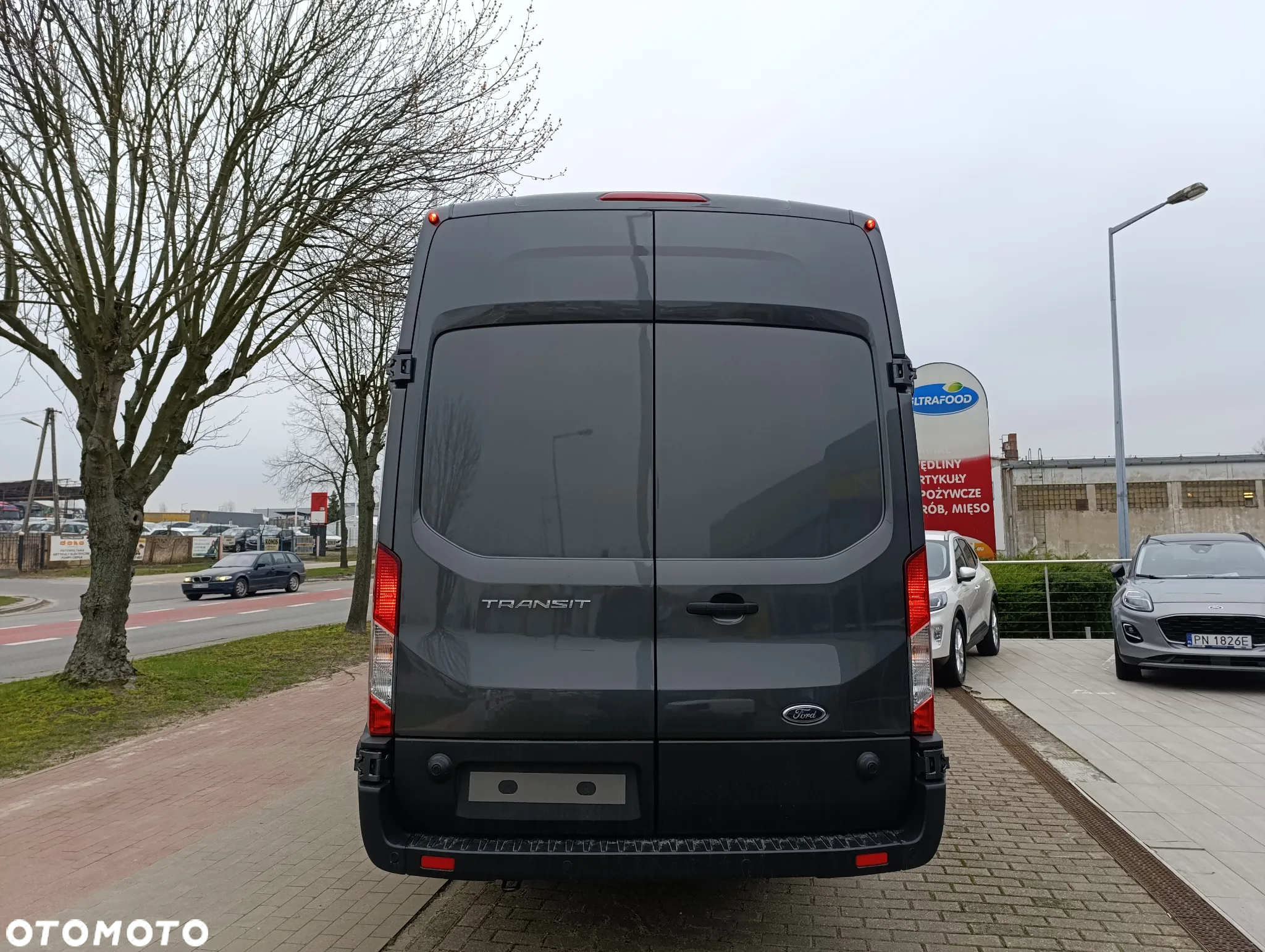 Ford Transit - 4