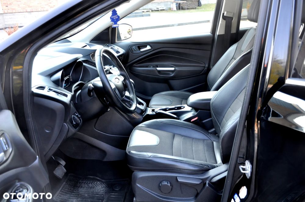 Ford Kuga 2.0 TDCi 4x4 Titanium - 20