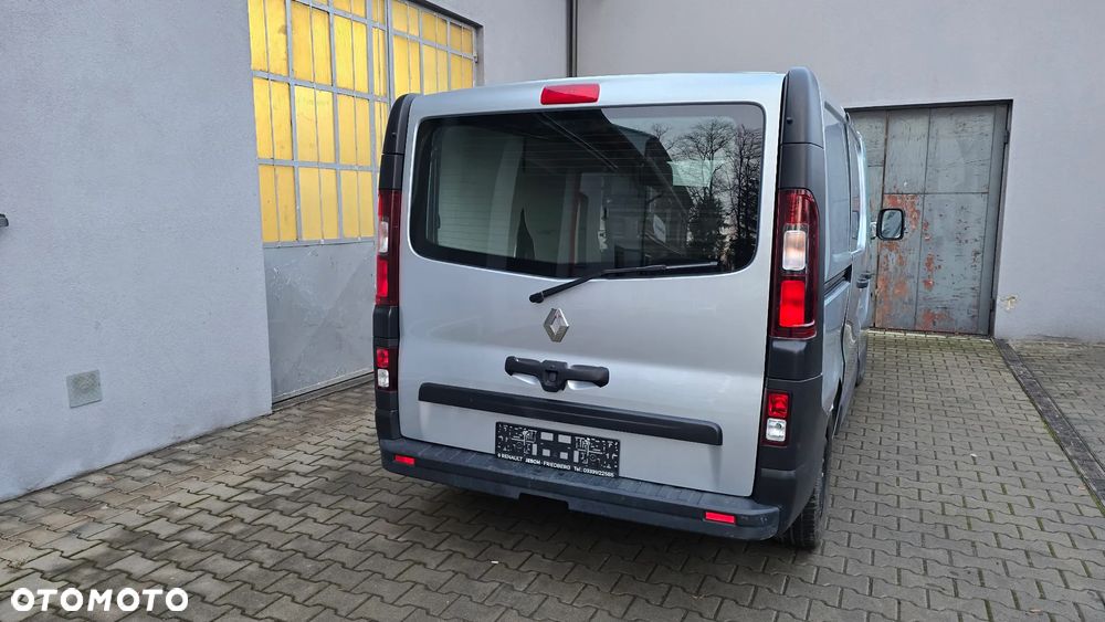 Renault Trafic - 12