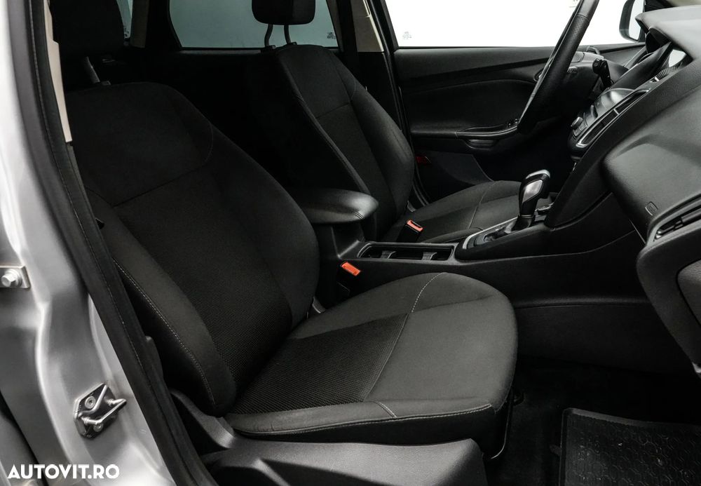 Ford Focus 1.6 TI-VCT Powershift Titanium - 14