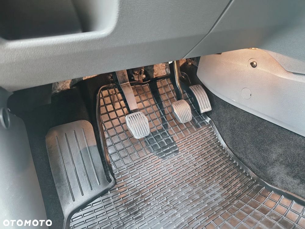 Ford Focus - 16