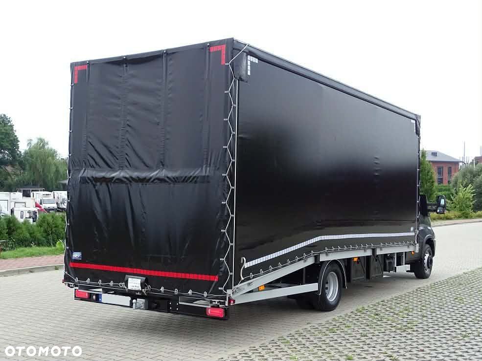 Iveco 70C18 - 12