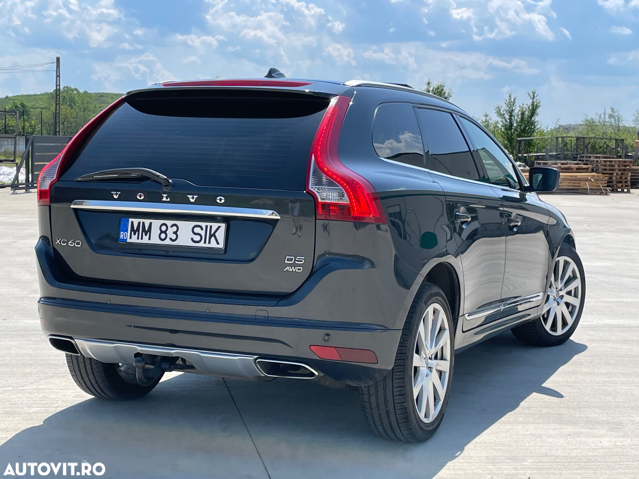 Volvo XC 60 D5 AWD Geartronic Summum - 6